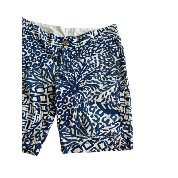 LILLY PULITZER Blue White Animal Print 10" Chipper Shorts Size 8 - Picture 4 of 7